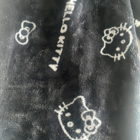 Hello Kitty Pajama Pants - Picture 3 of 4